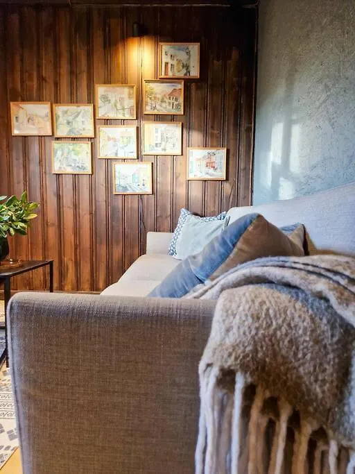 Cosy Ground Floor Apartment With Three Bedrooms Bergen