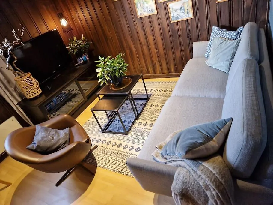Cosy Ground Floor Apartment With Three Bedrooms Bergen Norge