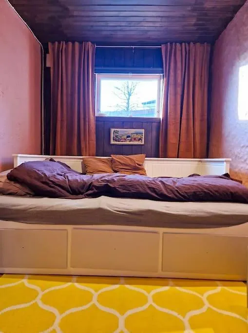 Cosy Ground Floor Apartment With Three Bedrooms Берген 0*,  Норвегия